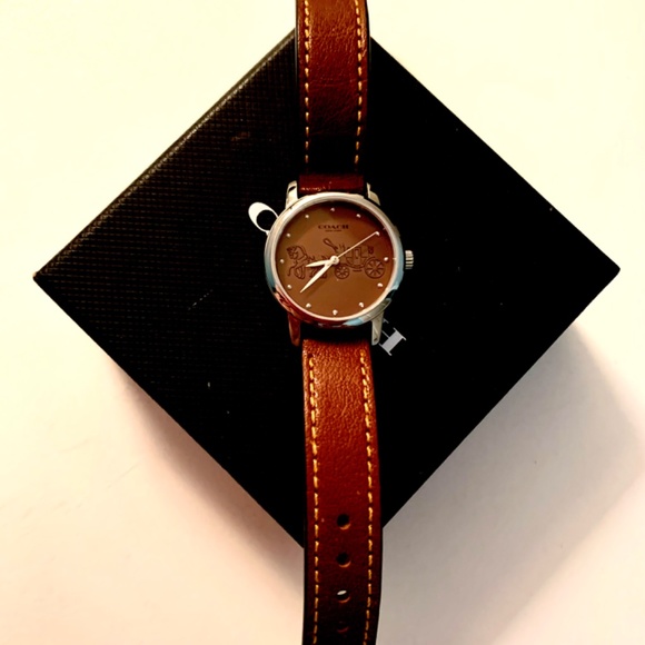 Coach New York Watch - Picture 2 of 7